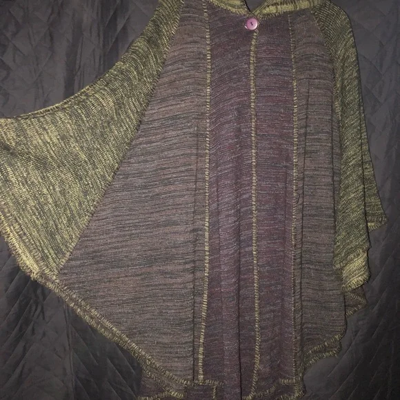Magic Green and Brown Cozy Poncho Sweater - Picture 2 of 7